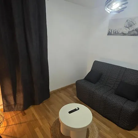 Le Clos De La Treille Semesterbostad *