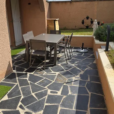 Le Clos De La Treille *
